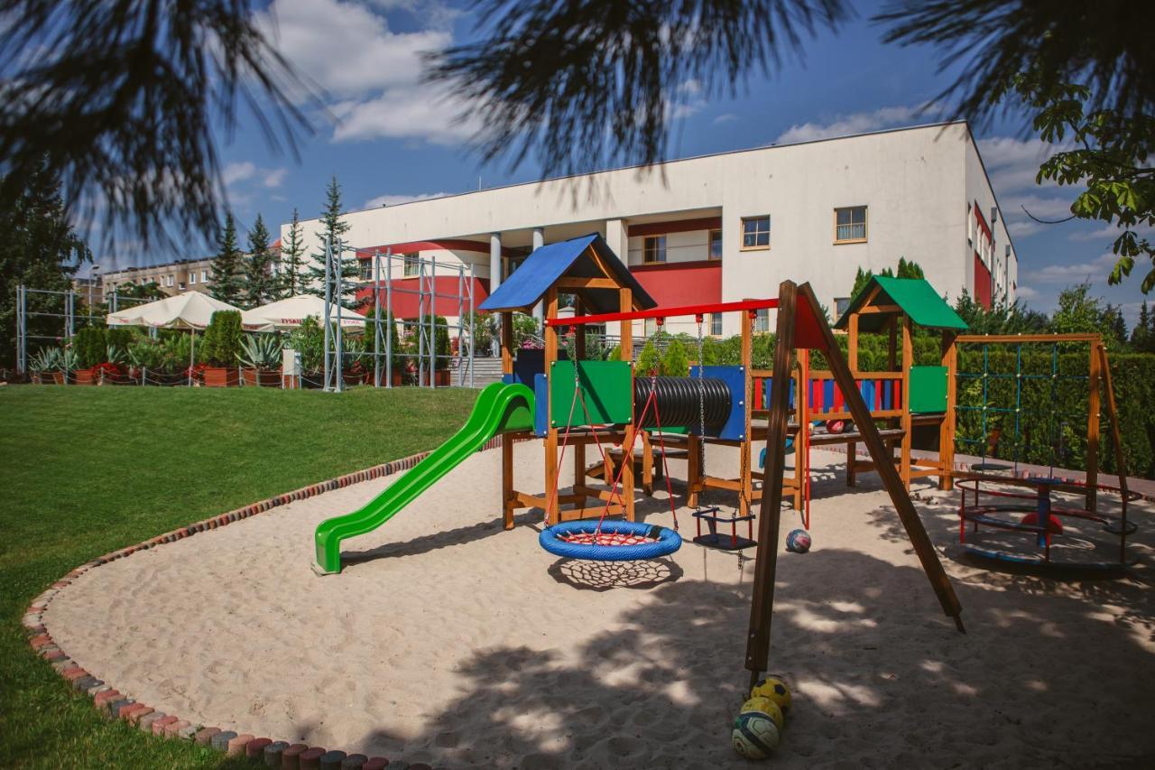 Eurohotel Сважендз Экстерьер фото