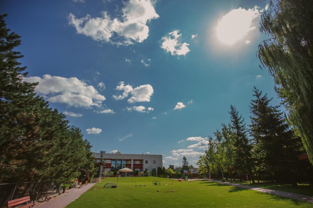 Eurohotel Сважендз Экстерьер фото