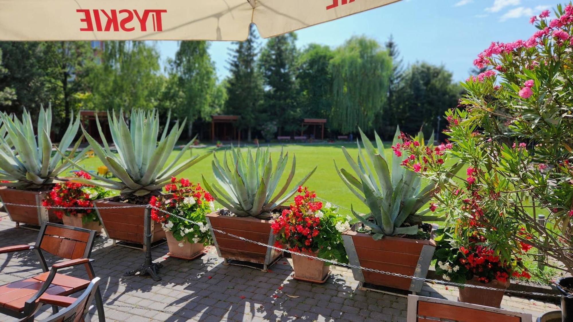 Eurohotel Сважендз Экстерьер фото